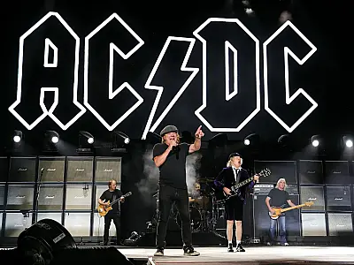 AC/DC confirma retorno ao Brasil com três shows esgotados em São Paulo