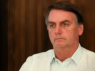 Bolsonaro adota tese jurídica sobre tentativa de golpe e é contestado por especialistas