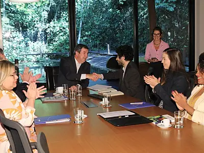 Governo de Mato Grosso do Sul firma acordo para fortalecer regionalização da saúde