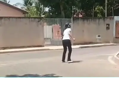MPMS apura sinalização "PARE" pintada no meio da rua em Coxim