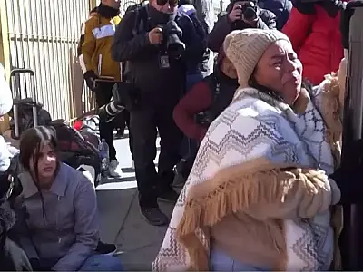 Suspensão de entrevistas de asilo nos EUA deixa migrantes em desespero na fronteira com o México