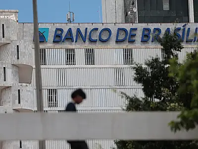 BRB firma acordo para transferir ativos do Banco Master e cria fundo de até R$ 15 bilhões