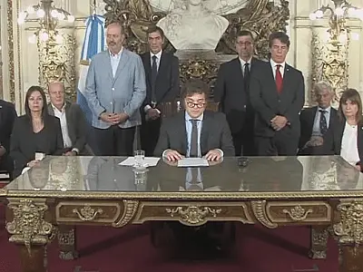 Milei desafia normas: anunciado DNU que altera mais de 350 regras na Argentina