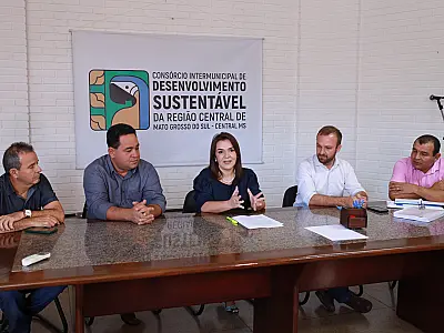 Instalação de usina móvel vai acelerar pavimentação e tapa-buracos em Campo Grande