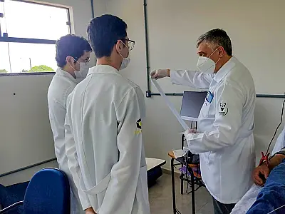 Médicos e psicólogos do SUS atendem vítimas do tornado no Paraná