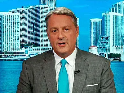 Trump teria "descartado" Bolsonaro por vê-lo como um "perdedor", diz ex-embaixador americano