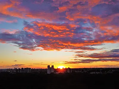 Último fim de semana do inverno será de calor extremo em MS, mas frente fria trará virada brusca no