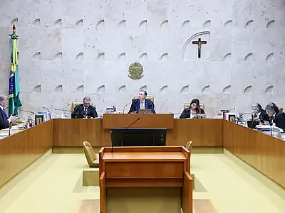 STF decide que porte de maconha para uso pessoal não é crime