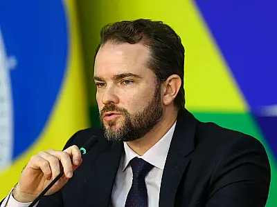 Governo prepara nova fase do Desenrola para quem paga em dia e trabalhadores informais