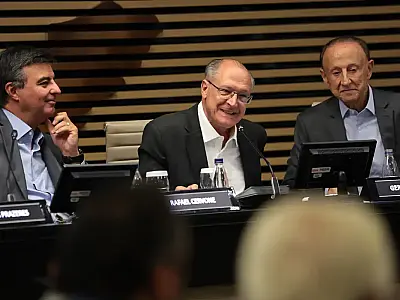 Alckmin diz que redução da jornada de trabalho é tendência mundial