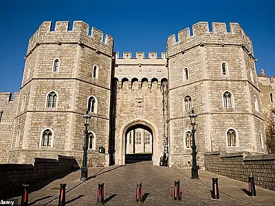 Ladrões invadem Palácio de Windsor e roubam veículos enquanto William e Kate estavam em casa