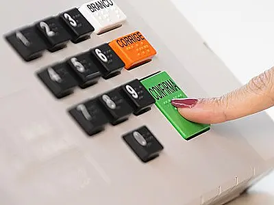 Lei impede prisão de eleitores a partir desta terça-feira; conheça as exceções