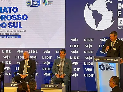 Brasil deve liderar a transição energética, afirma Riedel em fórum na Suíça