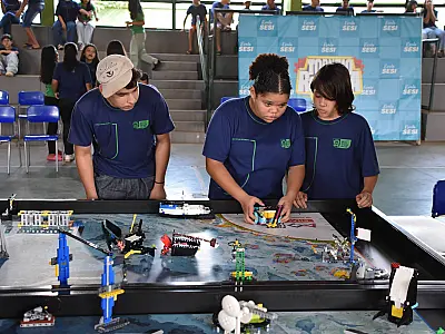 Inédito em MS, Festival Regional Sesi de Robótica atrai equipes de escolas públicas