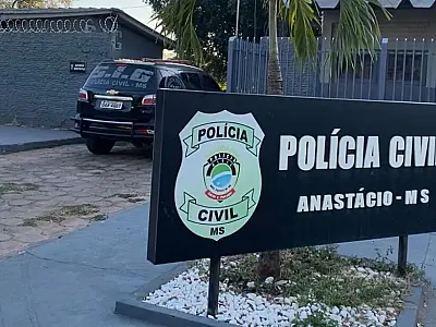 Filha confessa participação em morte dos pais e diz que plano era apenas "dar um susto"