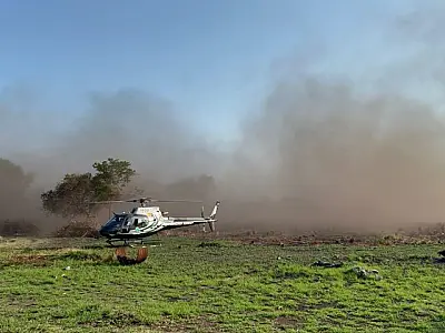 Bombeiros de MS intensificam combate aos incêndios no Pantanal com apoio aéreo e tecnológico
