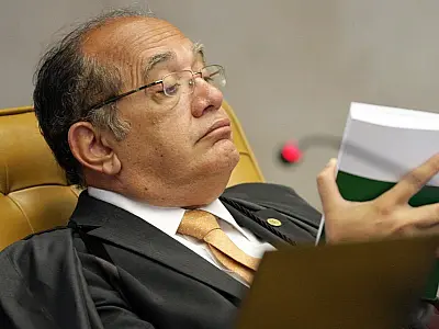 Gilmar Mendes cobra regulamentação para cargos militares e restrições eleitorais