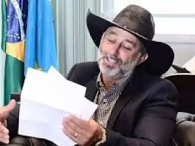 BO por violência doméstica gera pedido de medida protetiva contra prefeito de Ivinhema