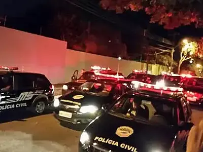 Operação conjunta fiscaliza bares e tabacarias em Campo Grande