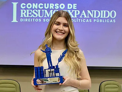 Estudante de Direito conquista 1º lugar no Concurso Acadêmico sobre Direitos Sociais