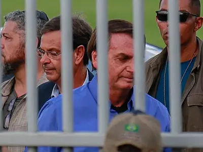 Ala do governo avalia que Bolsonaro "forçou prisão" para sustentar narrativa de vítima