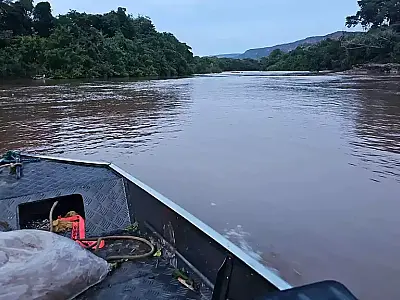 Turista desaparece após barco virar no Rio Aquidauana