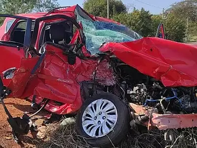 Colisão entre carro e ônibus mata mulher e deixa quatro feridos em Rio Brilhante