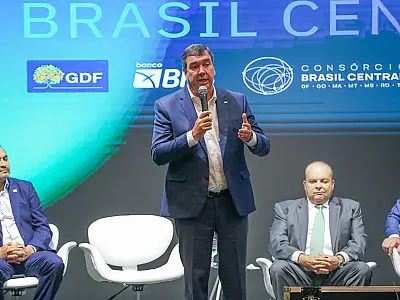 Eduardo Riedel abre Ficomex em Goiânia e participa do II Fórum dos Governadores do Brasil Central