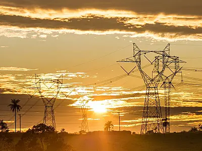 Especialistas discutem retorno do horário de verão e impactos limitados na economia de energia