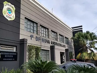 Residência é invadida, e coleção de armas é roubada, incluindo fuzil e pistola