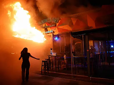 Incêndio em bar na Tailândia deixa 27 mortos e mais de 60 feridos