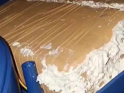 PRF apreende 5 kg de cocaína em brinquedo infantil e lata de leite em pó em Corumbá