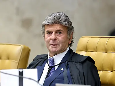Fux decide levar PEC dos Precatórios ao plenário do STF e pede informações às Casas Legislativas