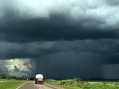 Energisa reforça plano de contingência para tempestades previstas para os próximos dias no MS