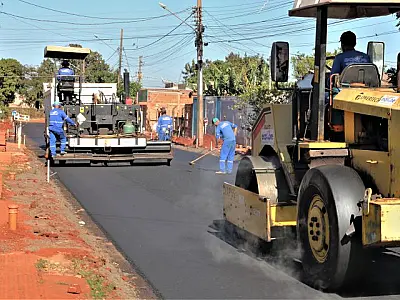 Governo de MS leva asfalto para bairro da Capital