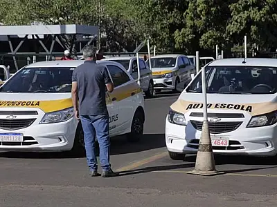 Proposta de mudança na CNH provoca queda de até 60% na procura por autoescolas em MS