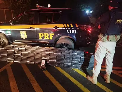 PRF apreende 221 kg de cocaína em caminhonete; empresário é preso