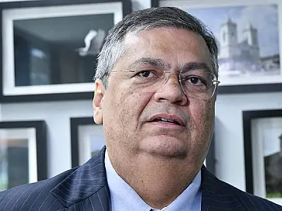 Dino mantém veto a manobras para pagamento de verbas acima do teto constitucional
