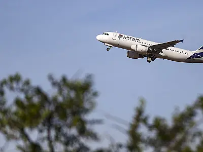 Latam anuncia compra de 24 aviões da Embraer
