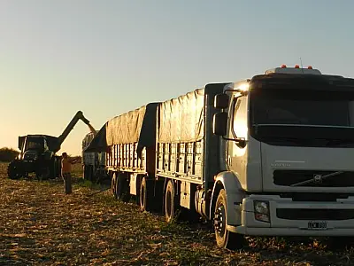 Escoamento do agronegócio domina transporte rodoviário em MS e no Brasil