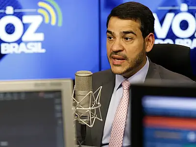 Aposentados não precisam acionar justiça por valores do INSS, diz AGU