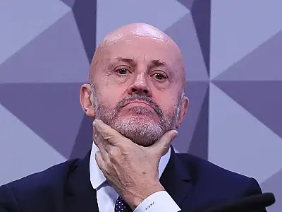 Empresa de cannabis ligada ao "Careca do INSS" pagou R$ 500 mil a suplente de Damares Alves