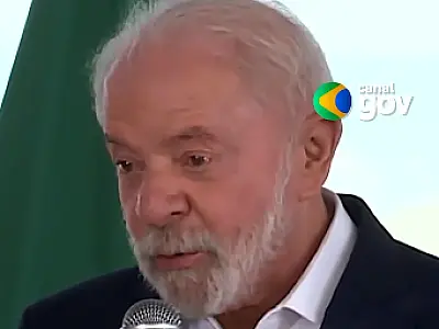Lula comemora isenção de IR para quem ganha até R$ 5 mil