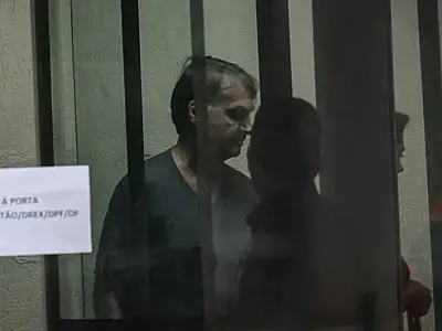 Moraes autoriza cartas, visitas permanentes de Michelle e fisioterapia para Jair Bolsonaro na prisão
