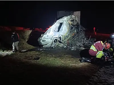 Acidente fatal na BR-163: Colisão entre carretas deixa duas pessoas carbonizadas