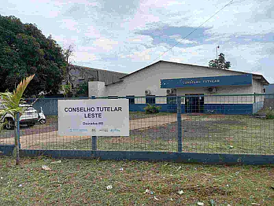Criança de 11 anos denuncia espancamentos e pai é preso em flagrante em Dourados