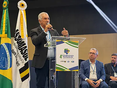 Reinaldo critica redução da participação federal no financiamento da saúde