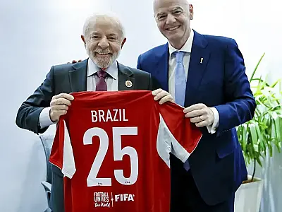 Lula convida presidente da Fifa para conhecer Universidade do Esporte
