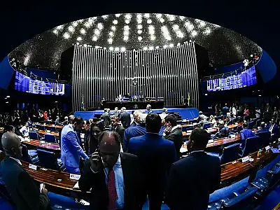 Senado aprova reforma tributária em dois turnos
