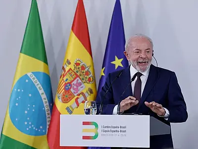 Lula defende ampliar punição a crimes virtuais e diz que regulação digital é desafio global